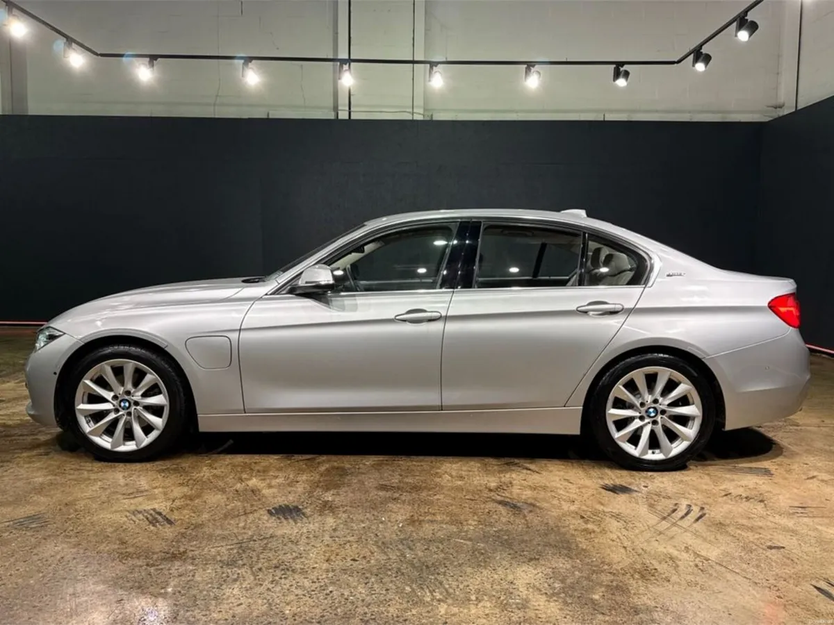 BMW 3-Series 2.0 HYBRID AUTOMATIC - E LUXURY PERFO - Image 6