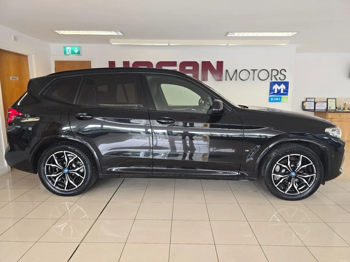 BMW X3 X Drive 30e M SPORT PHEV - Image 3