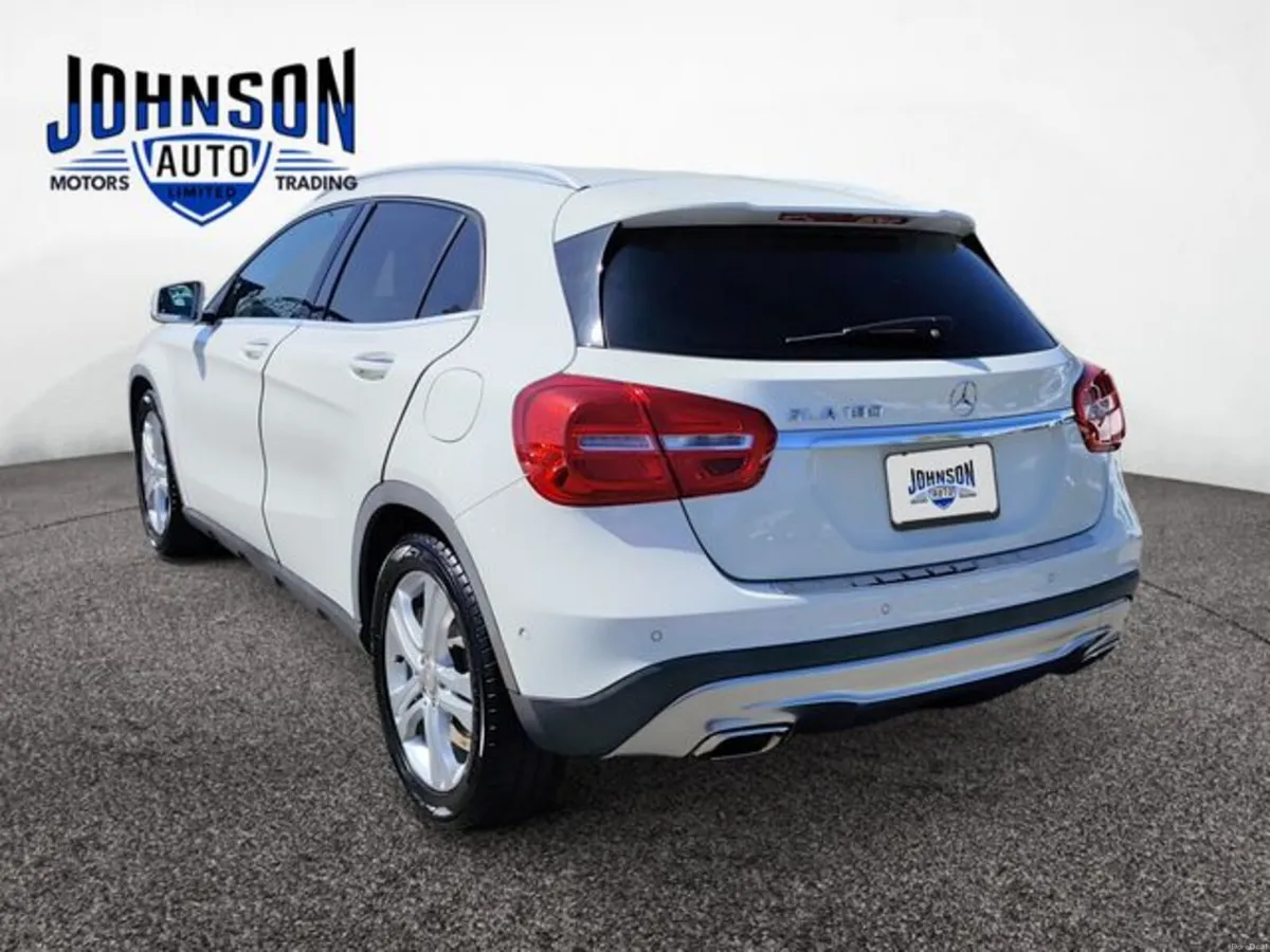 Mercedes-Benz GLA GLA 180 automatic crossover 1.6 - Image 3