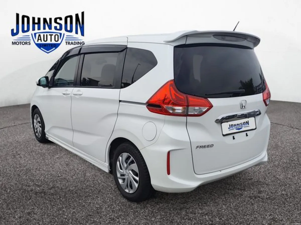 Honda Freed 1.5 Petrol 5Dr Auto - Image 3