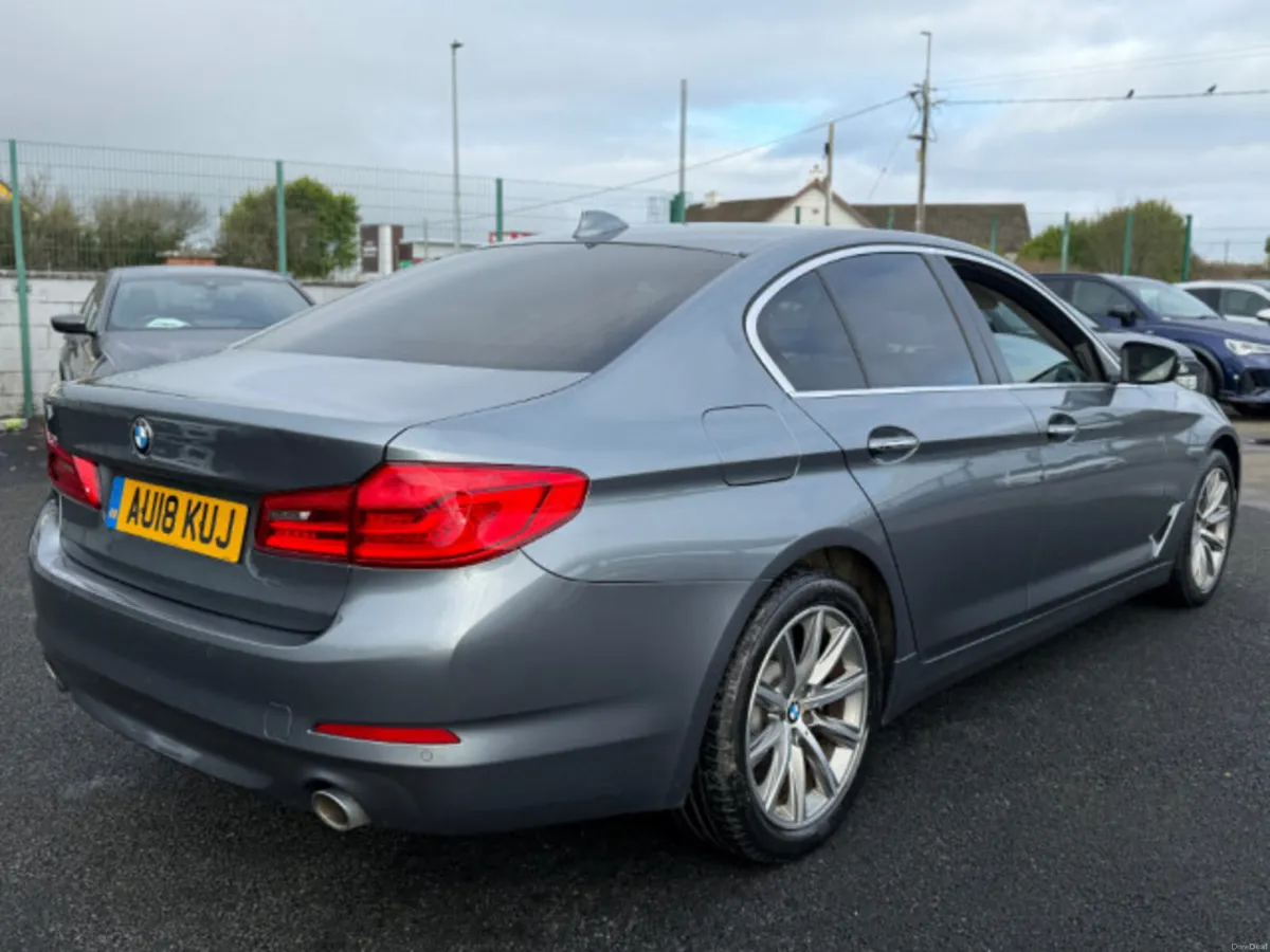 BMW 5-Series 520D SE - Image 3