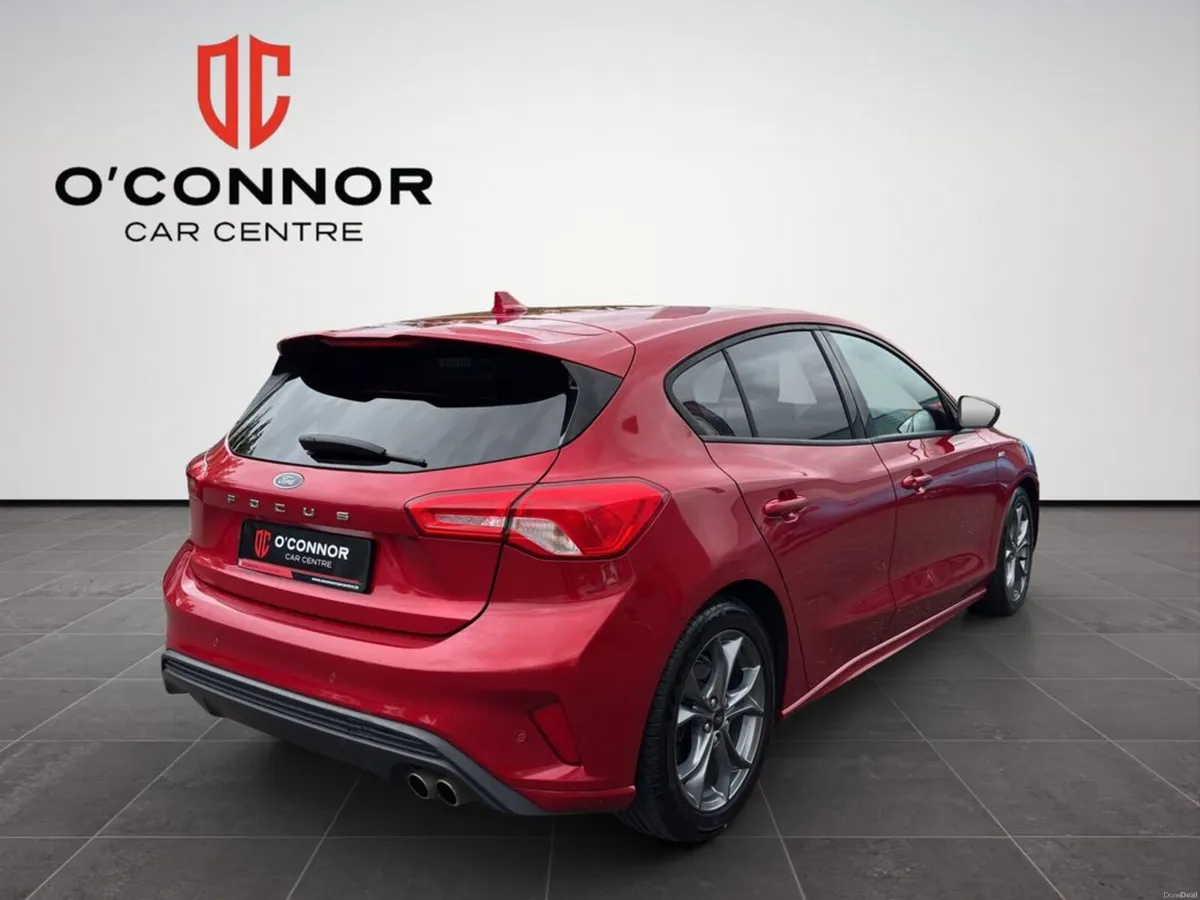Ford Focus ST-Line looks. without the ST fuel bill - Image 6