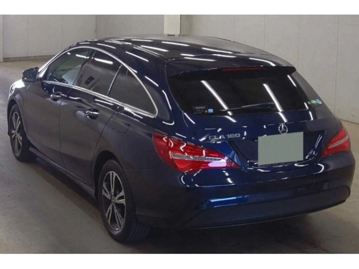 Mercedes-Benz CLA 1.6 Estate Petrol Auto - Image 3