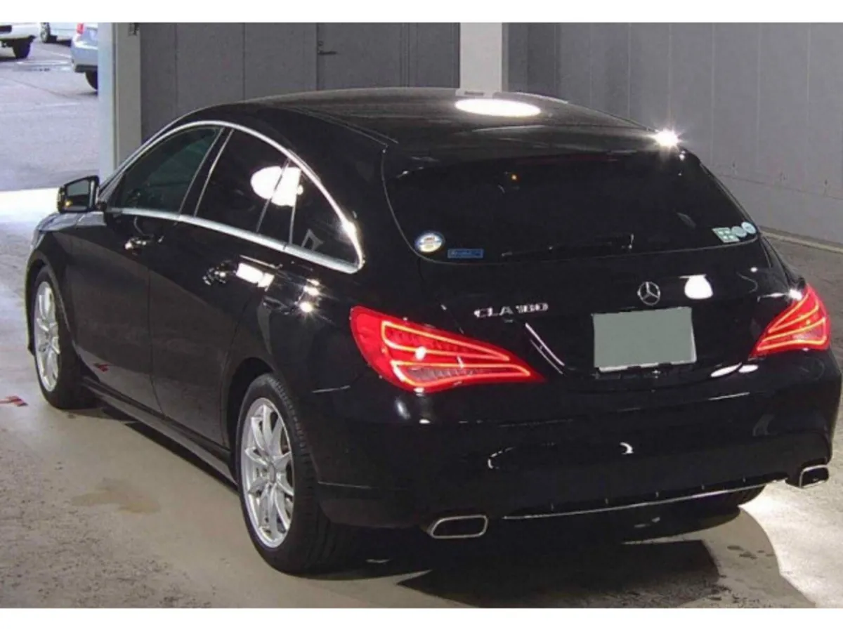 Mercedes-Benz CLA 1.6 Petrol Auto - Image 3