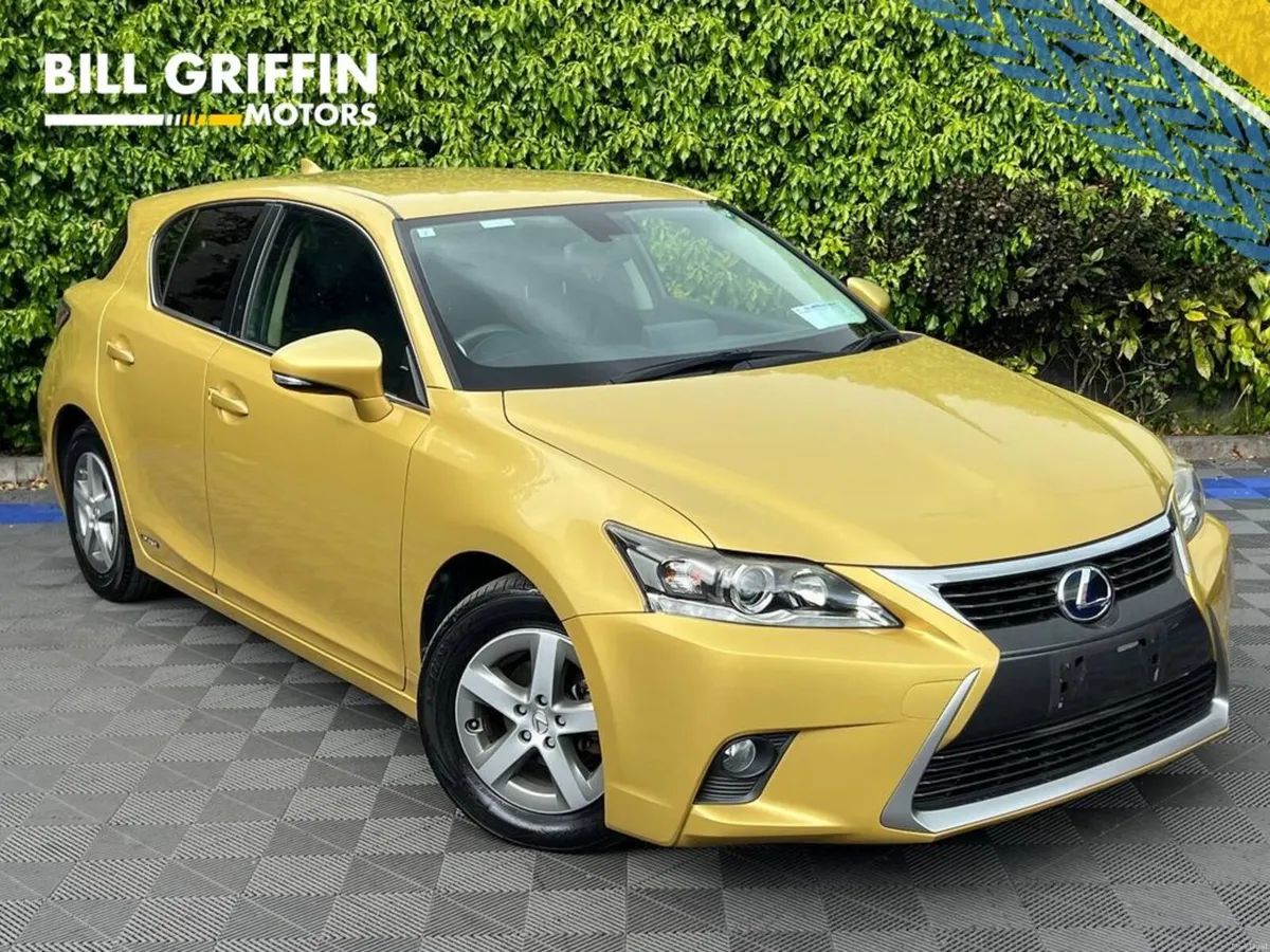 Lexus CT 1.8 HYBRID // SUEDE HEATED SEATS // REVER - Image 1