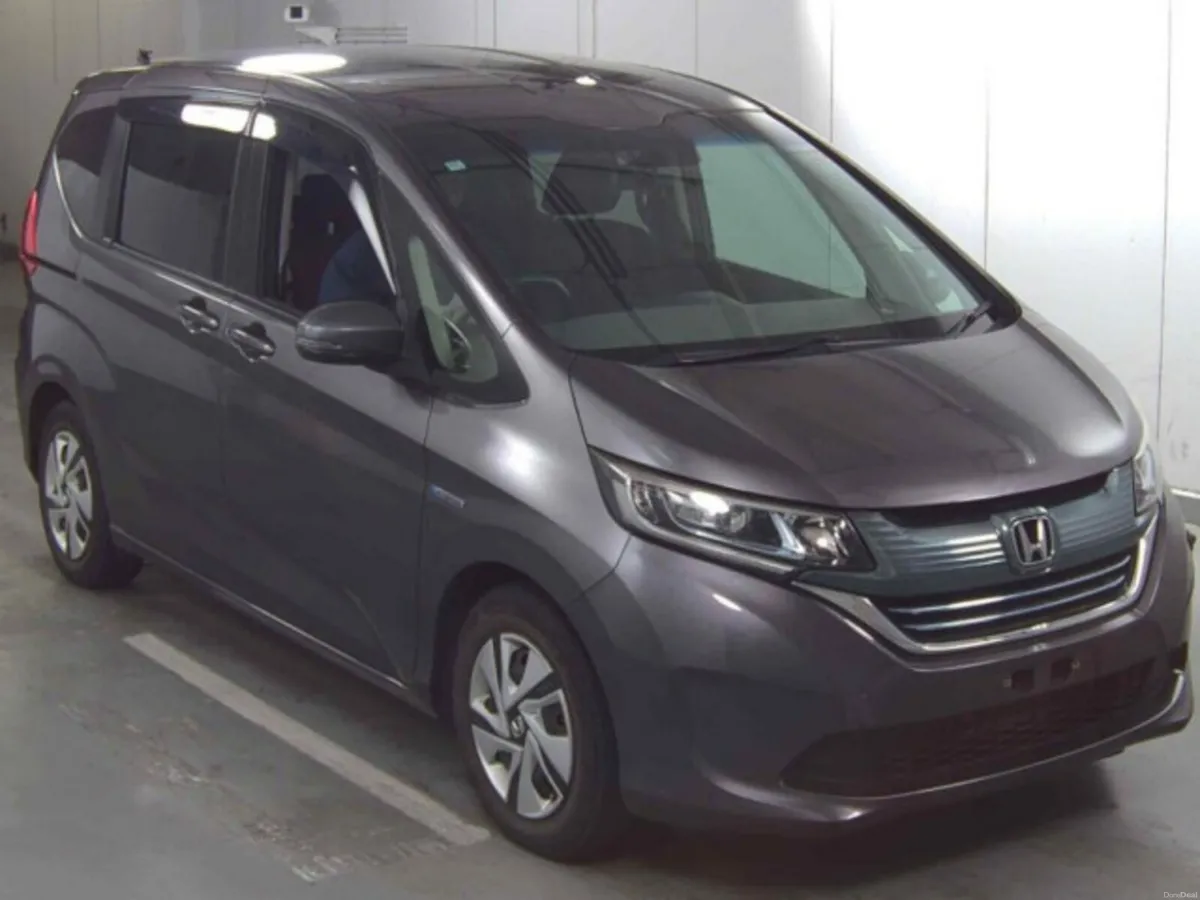 Honda Freed 1.5 Petrol Hybrid Auto - Image 2