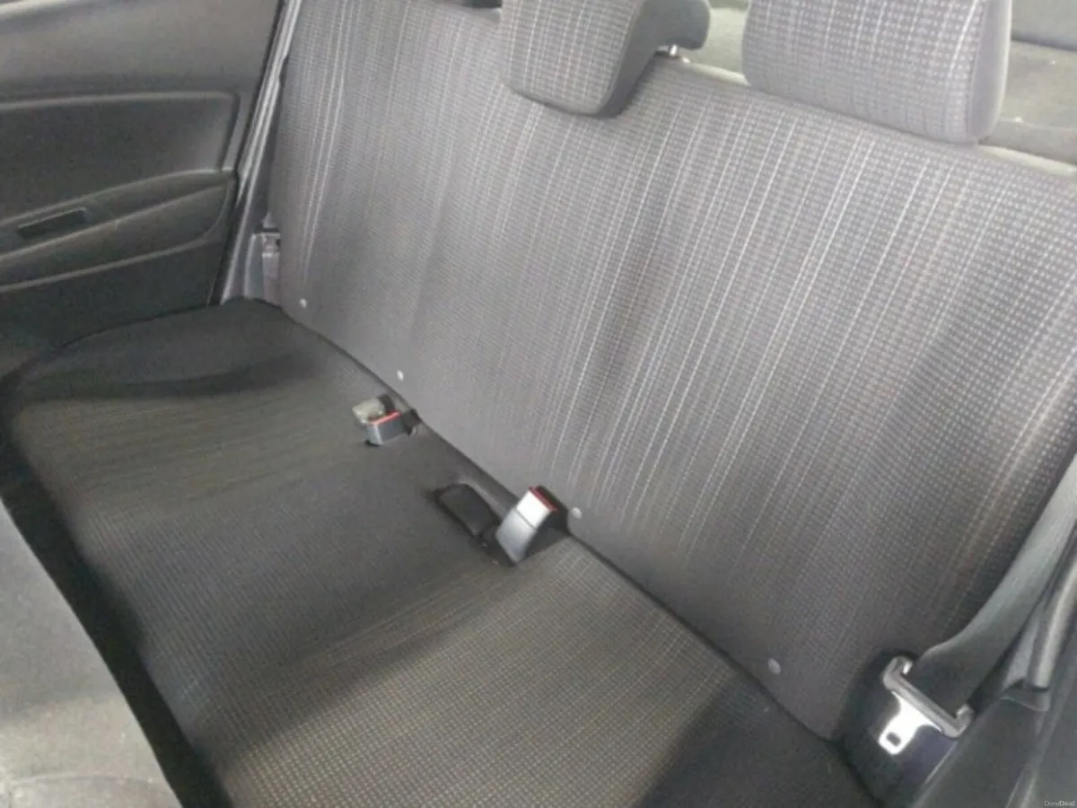Toyota Vitz 1.0 Petrol Auto - Image 6