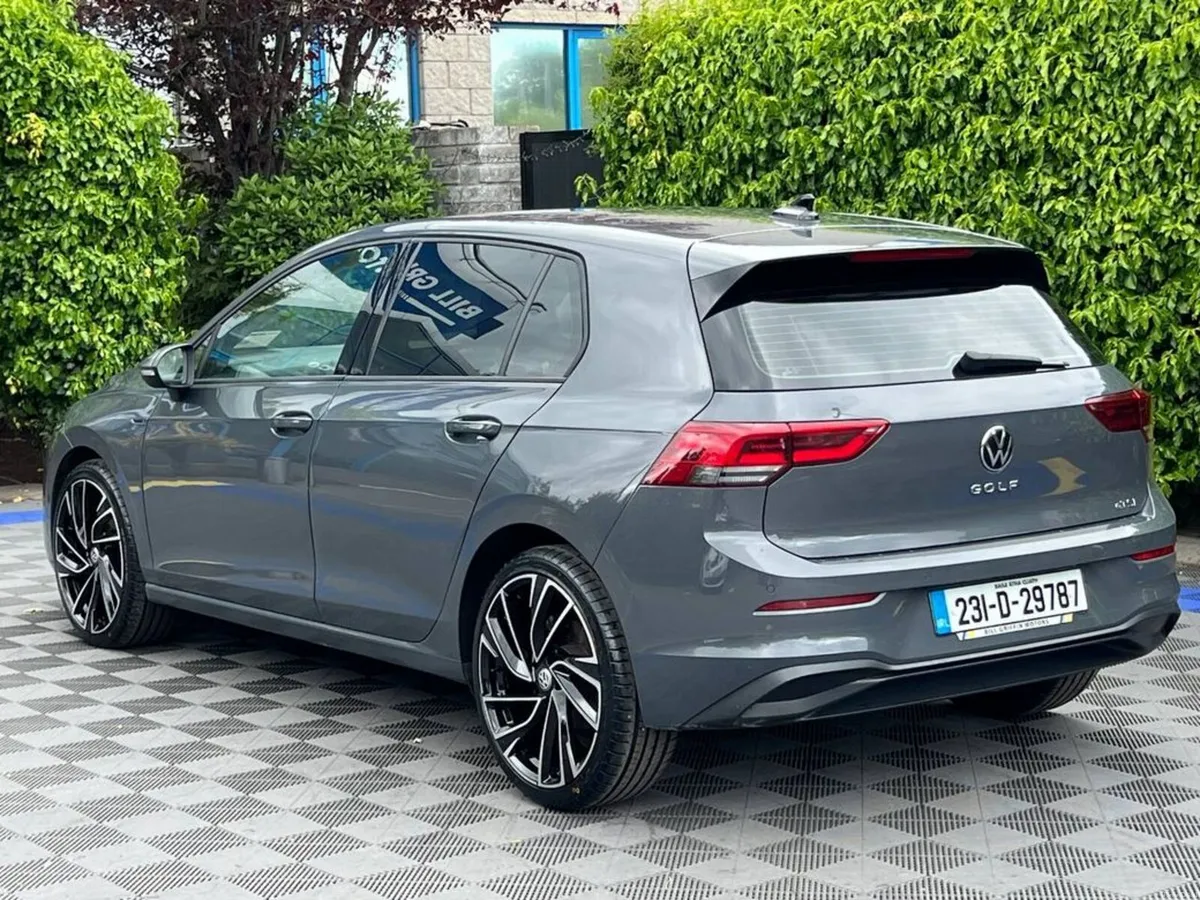 Volkswagen Golf R-LINE PACK 1.0 TSI HYBRID // NEW - Image 5