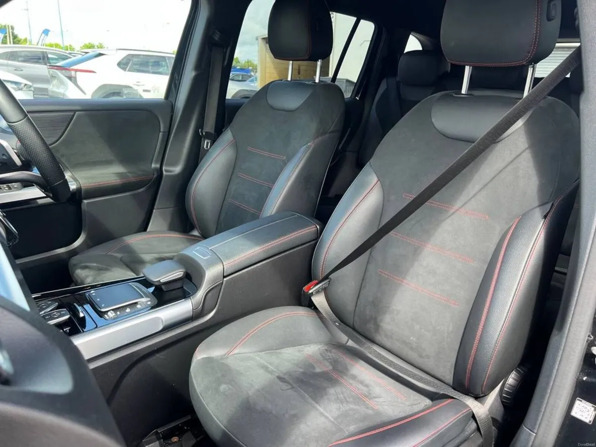 Mercedes-Benz EQB EQB350 AMG-LINE 4MATIC 7-SEATER - Image 6