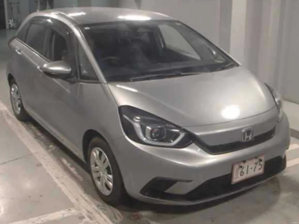 Honda Fit 1.5 Petrol Hybrid Auto - Image 3