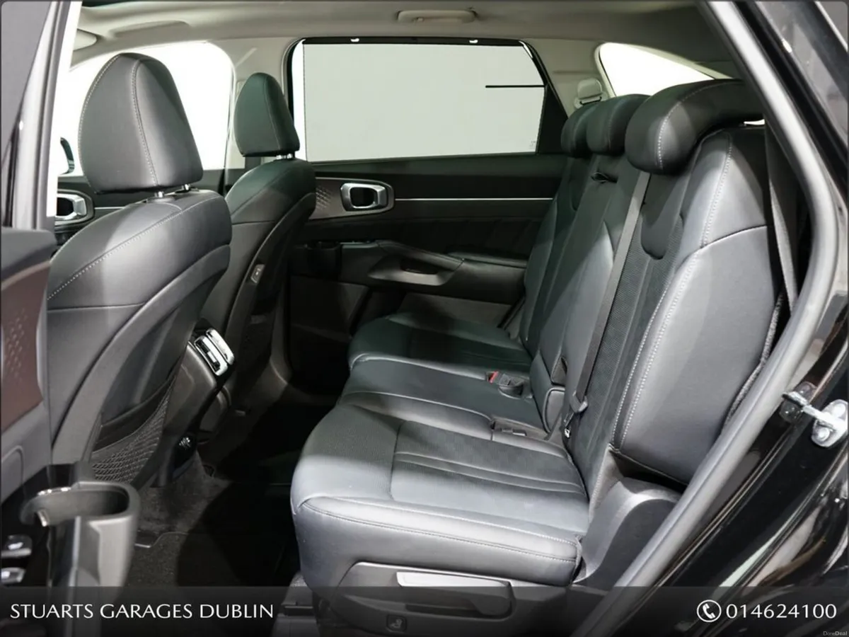 Kia Sorento DIESEL PE 7 SEAT 5DR AUTO*@STUARTS KIA - Image 5