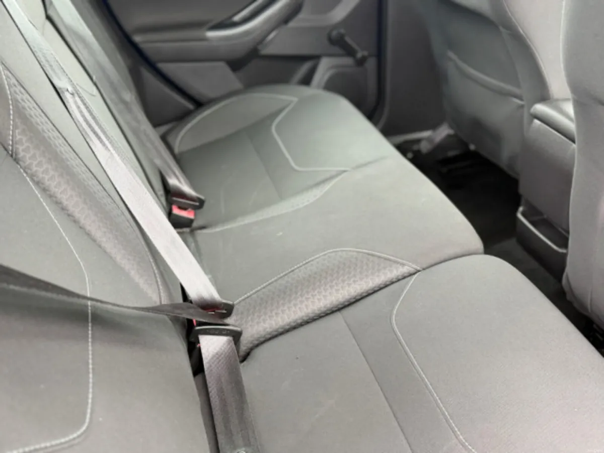 Ford Focus 1.6 TDCI Zetec 113BHP 5DR - Image 6