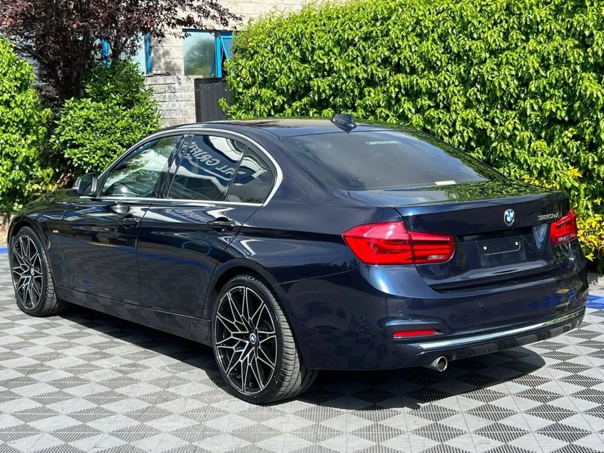 BMW 3-Series 320d LUXURY LINE AUTO // LEATHER HEAT - Image 5