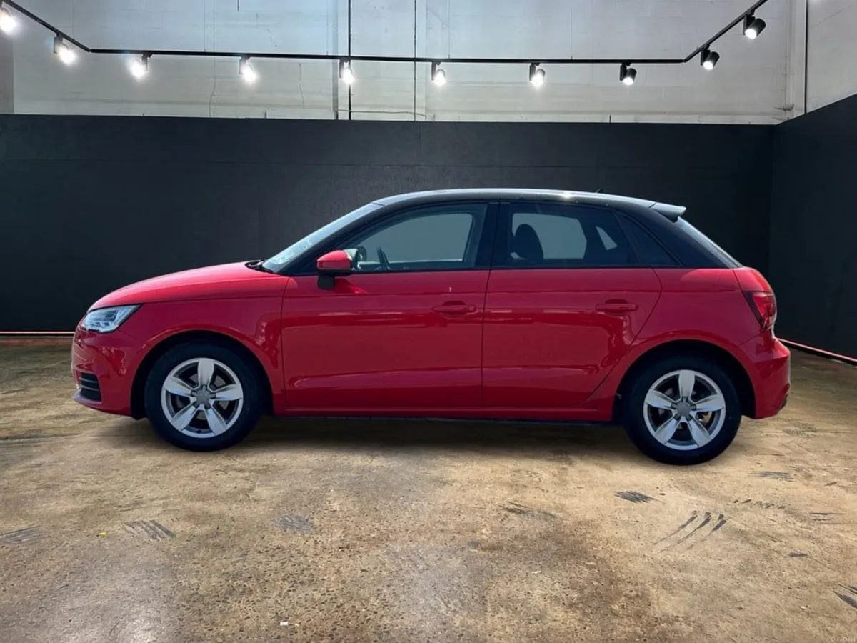 Audi A1 1.0 AUTOMATIC - RED/BLACK TWO TONE - FACTO - Image 6