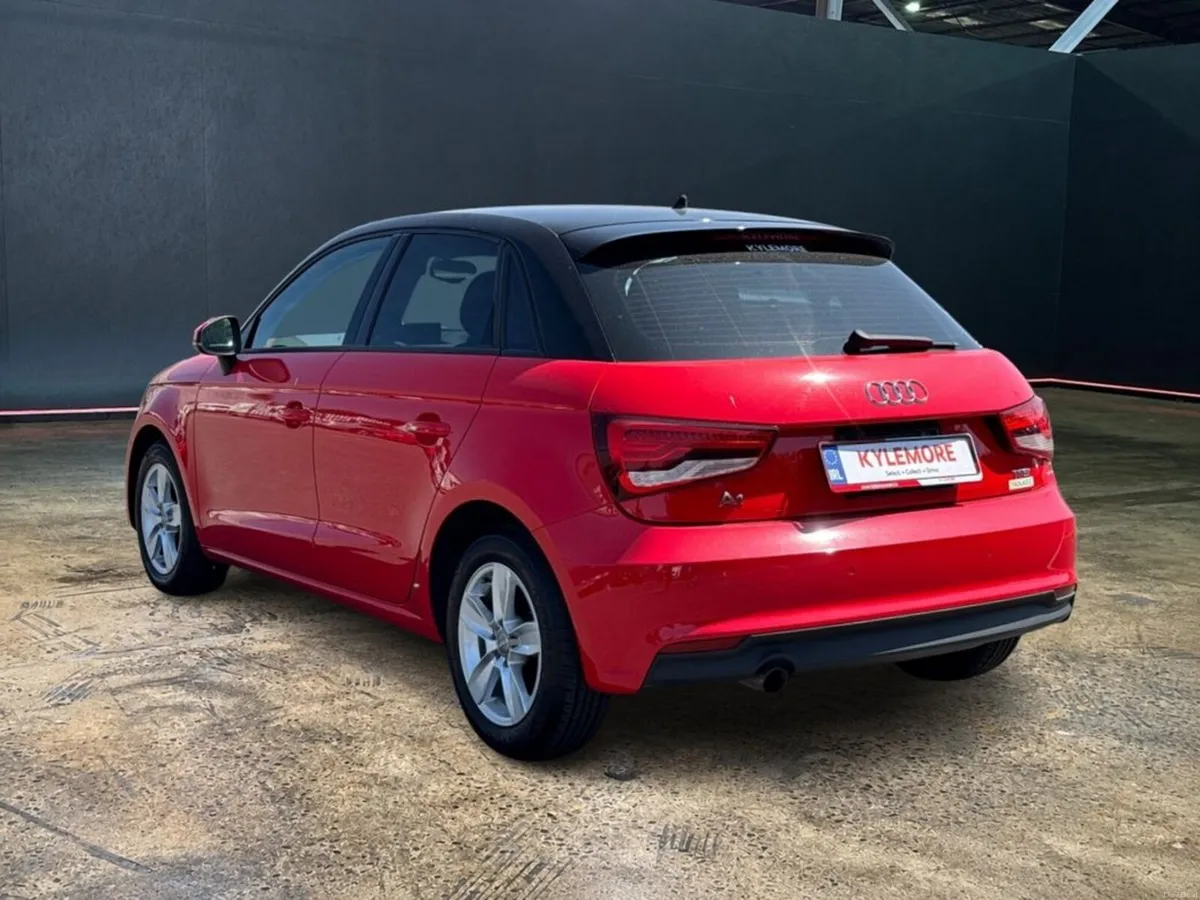 Audi A1 1.0 AUTOMATIC - RED/BLACK TWO TONE - FACTO - Image 5