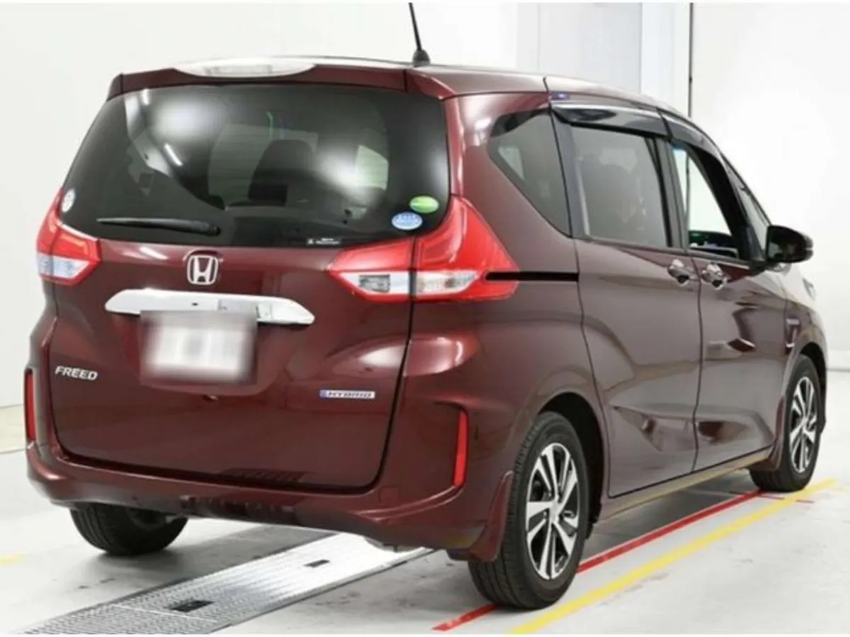 Honda Freed 1.5 Hybrid Petrol Auto - Image 2