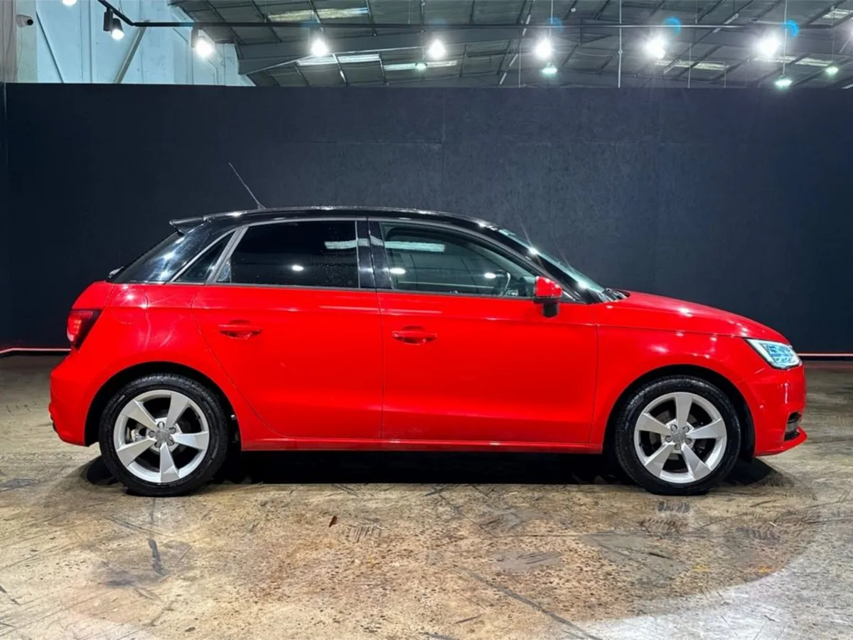 Audi A1 1.0 - AUTOMATIC - ALLOY WHEELS - HEATING / - Image 2