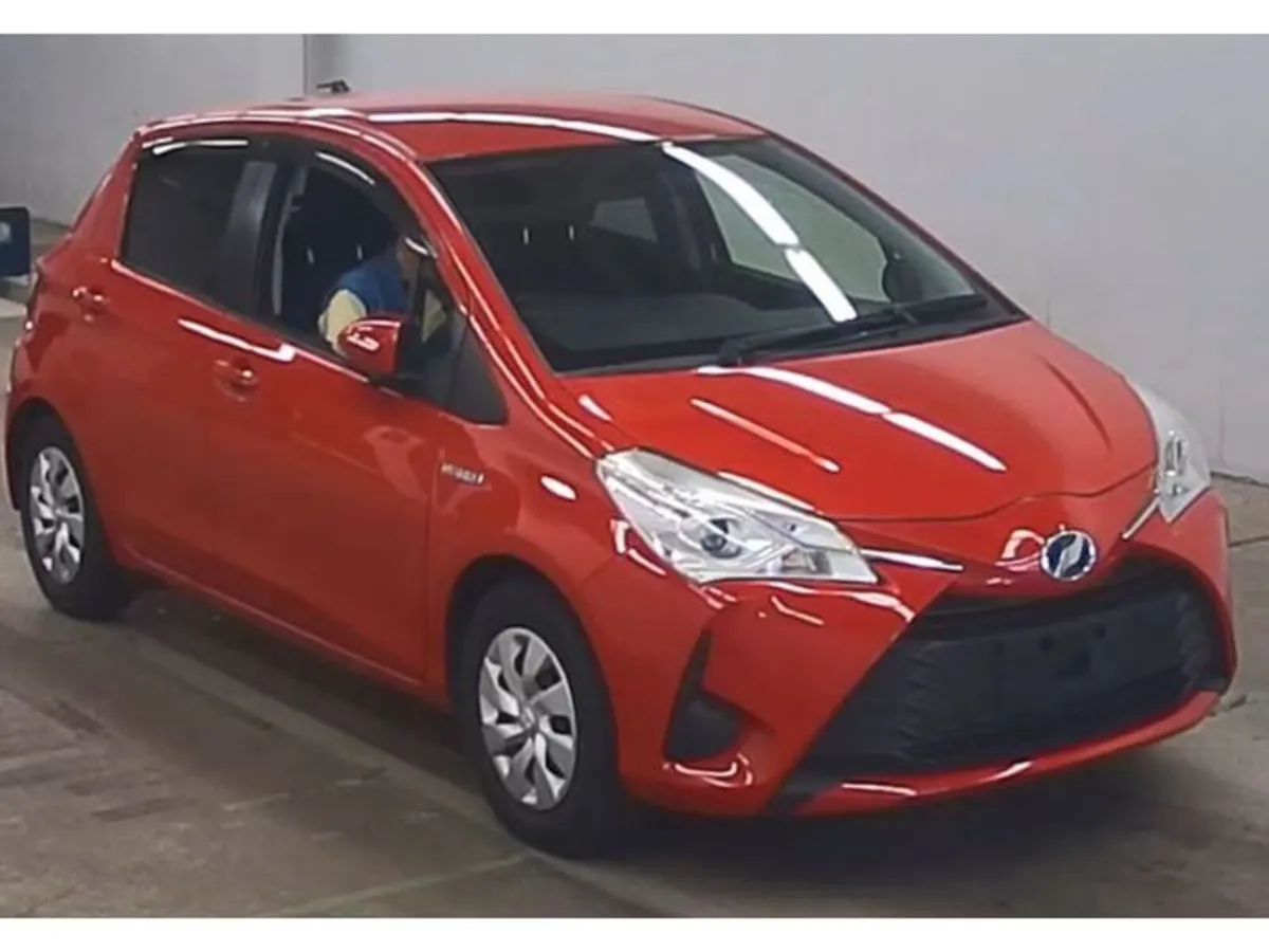 Toyota Vitz 1.5 Petrol Hybrid Auto - Image 3