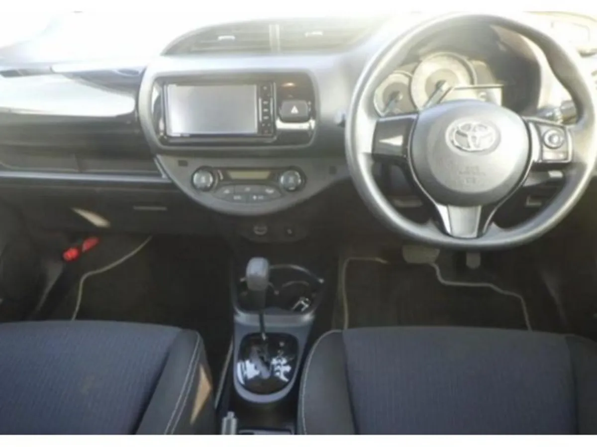 Toyota Vitz 1.5 Hybrid F Safety Edition II Auto - Image 5