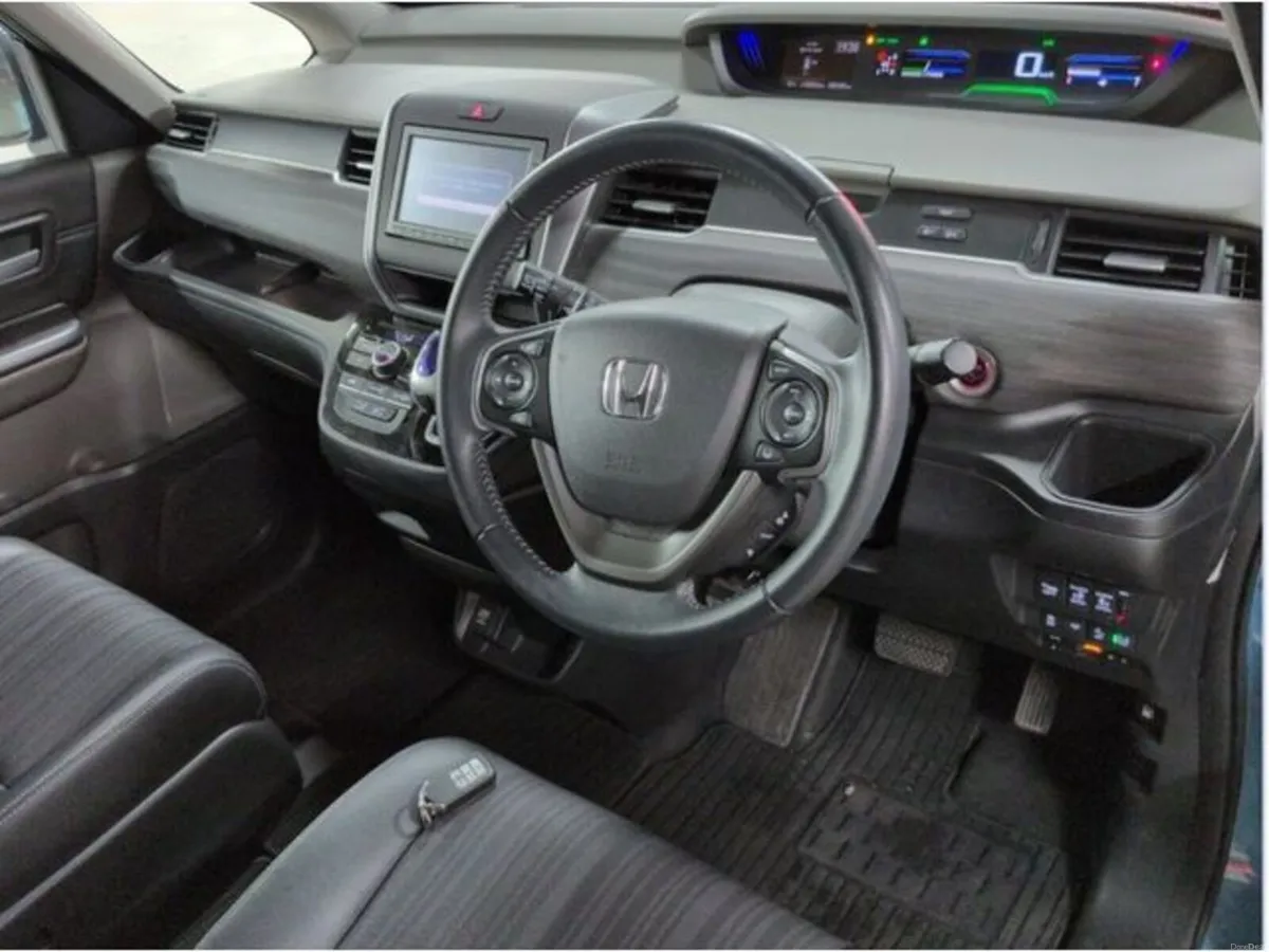 Honda Freed 1.5 Petrol Hybrid EX Auto - Image 5
