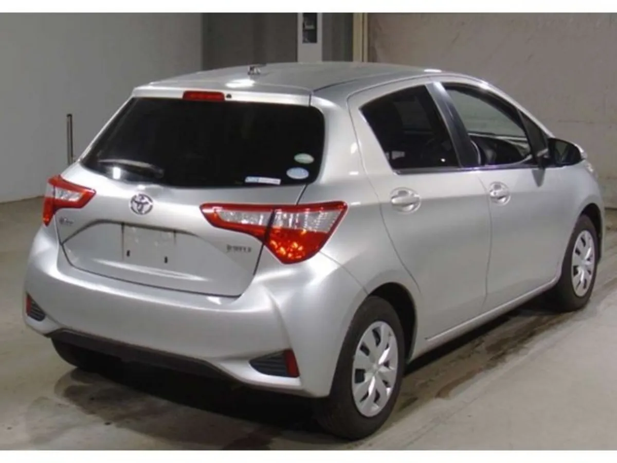 Toyota Vitz 1.0 Petrol Auto - Image 2