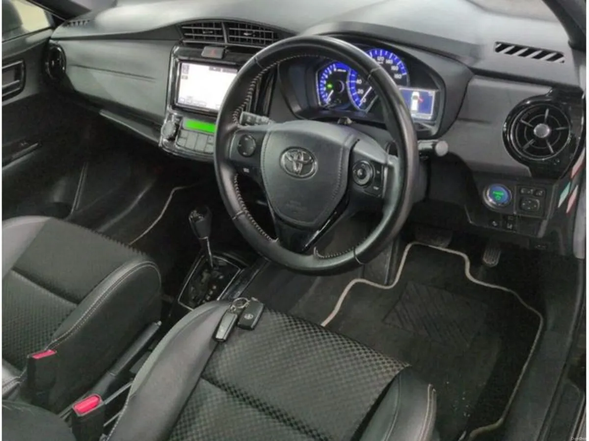 Toyota Corolla 1.5 Corolla Fielder Petrol Hybrid A - Image 5