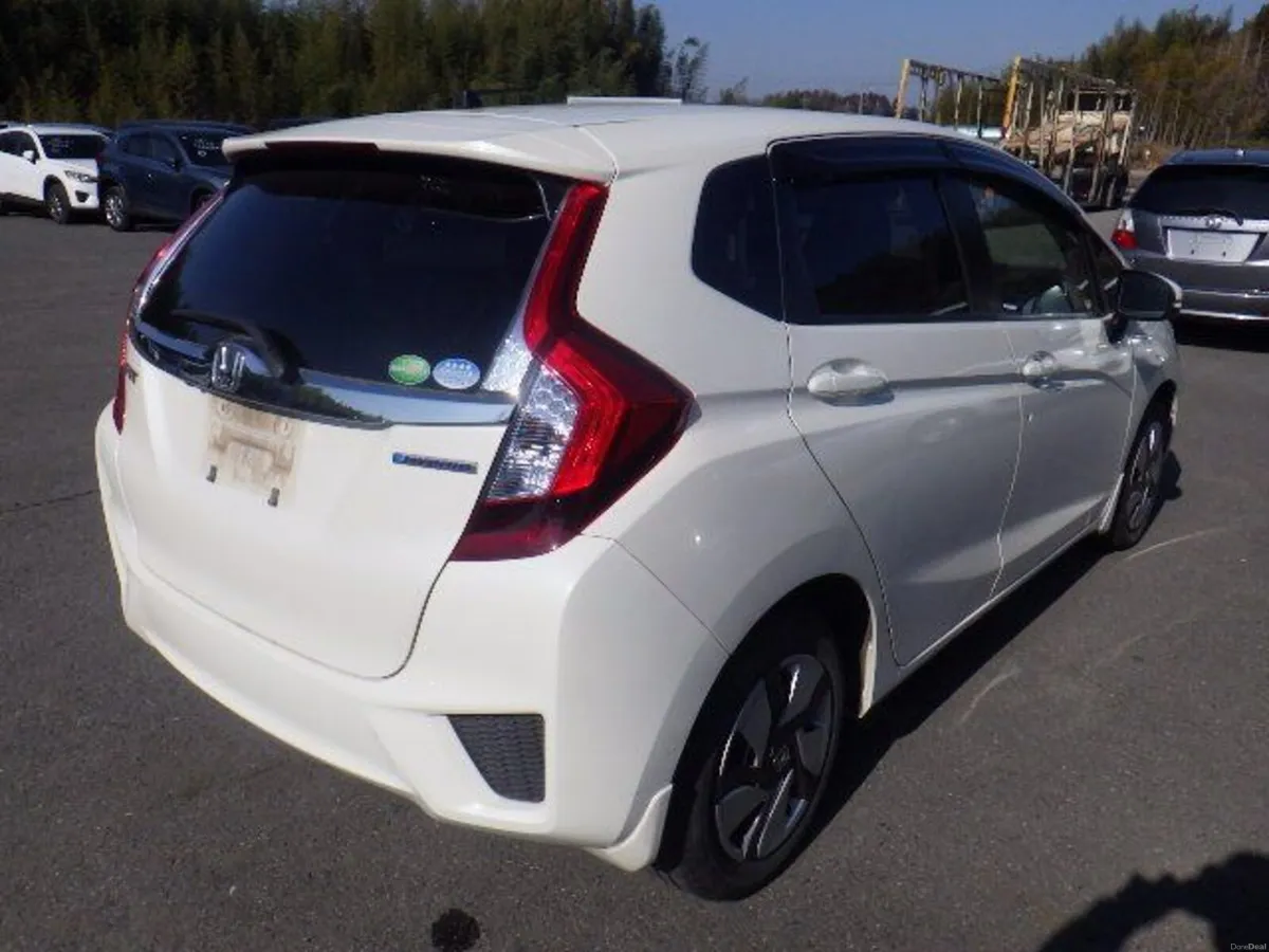 Honda Fit 1.5 Petrol Hybrid Auto - Image 2