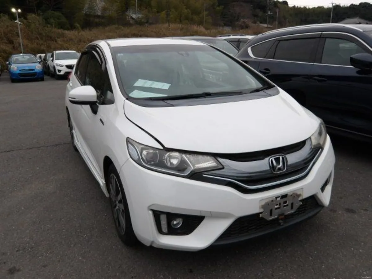 Honda Fit 1.5 Petrol Hybrid Auto - Image 1