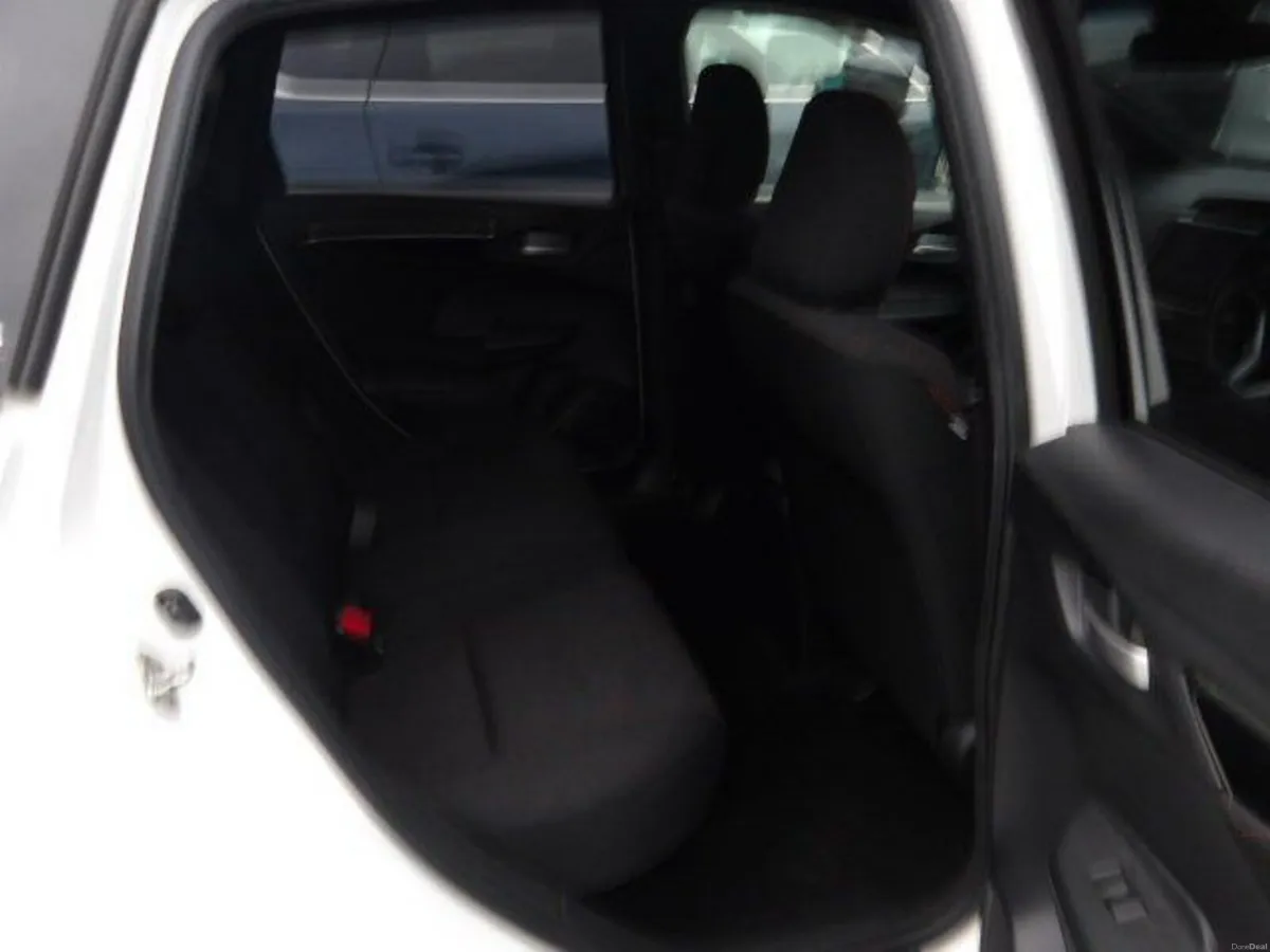 Honda Fit 1.5 Petrol Hybrid Auto - Image 5