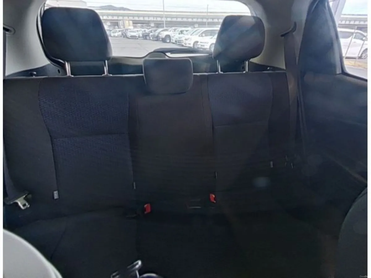 Toyota Vitz 1.0 Petrol Auto - Image 4