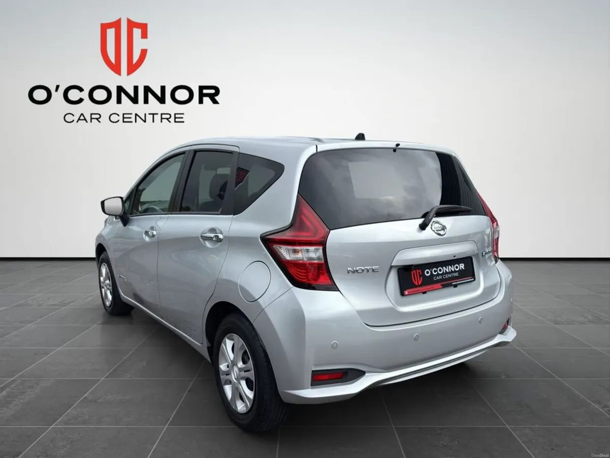 Nissan Note Silver, sensible. and somehow always f - Image 4