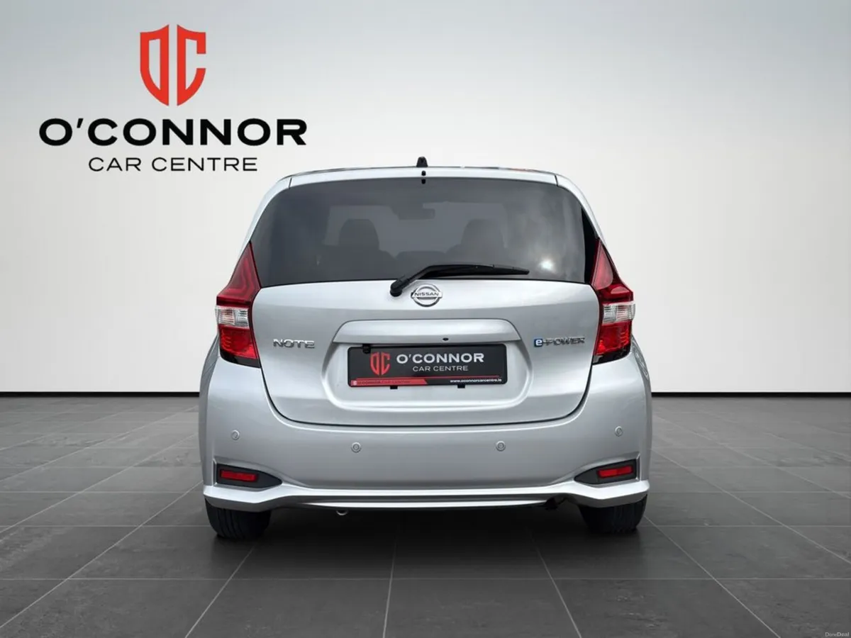 Nissan Note Silver, sensible. and somehow always f - Image 5