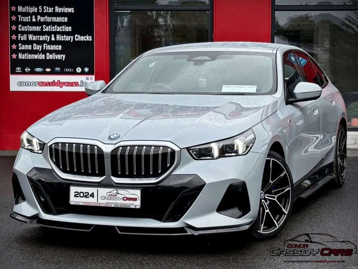 BMW 5-Series 530E M-SPORT // BROOKLYN GREY // M-PE - Image 1