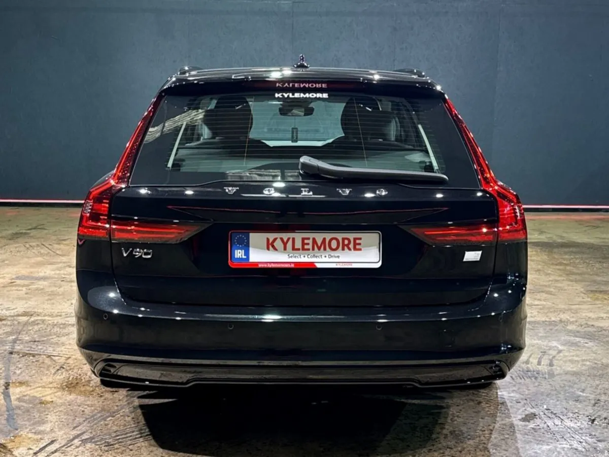 Volvo V90 RECHARGE T6 PLUS AWD - 360 REVERSE CAMER - Image 4