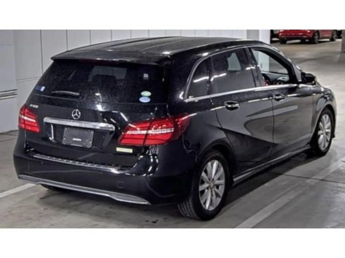 Mercedes-Benz B-Class Premium B180 Basic Plus 1.6 - Image 3
