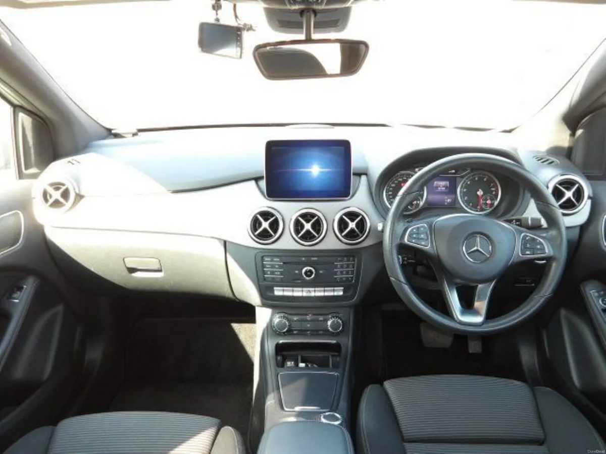 Mercedes-Benz B-Class 1.6 Petrol Auto - Image 5