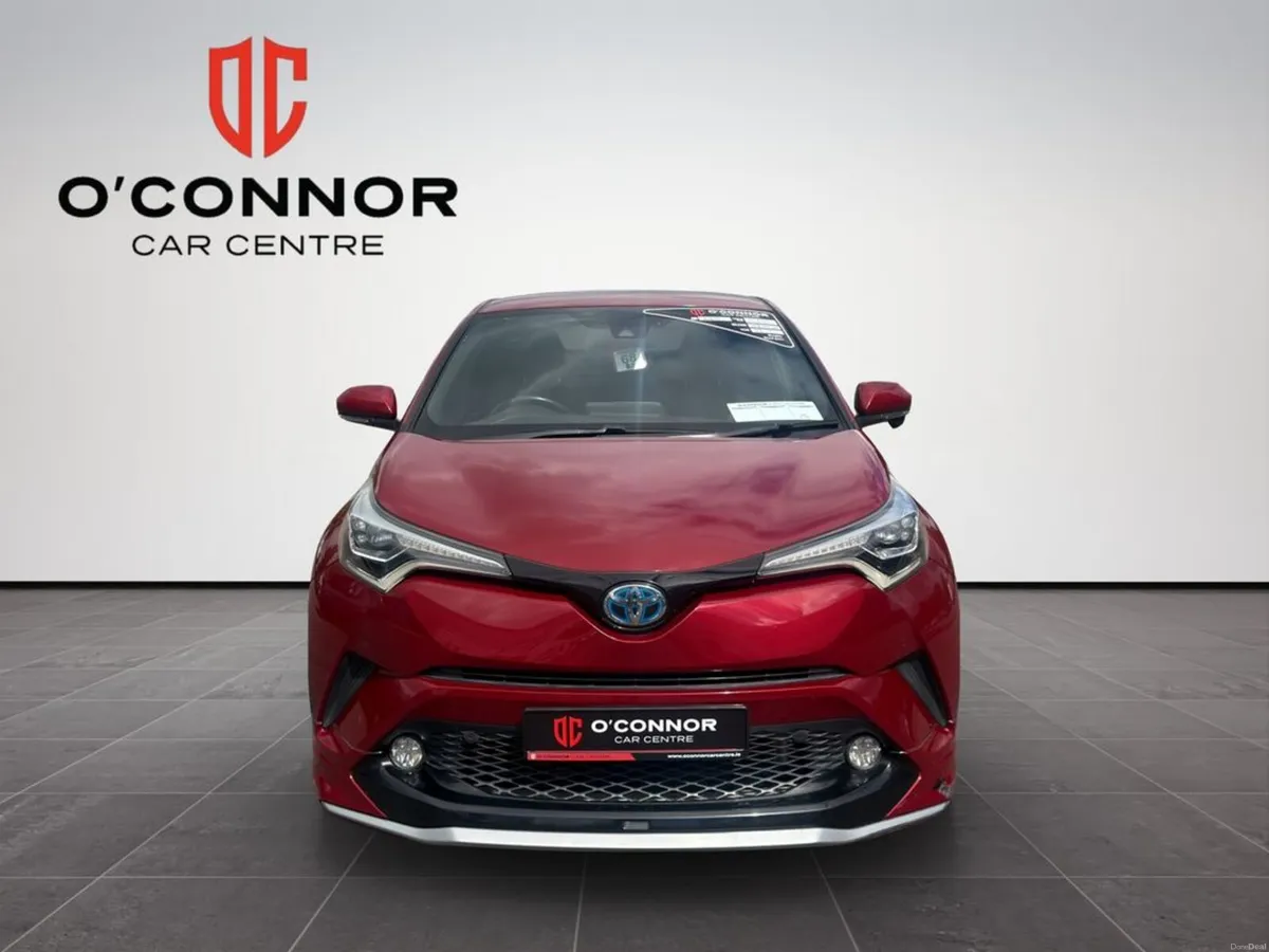 Toyota C-HR Wine red, hybrid smooth. aged to perfe - Image 2