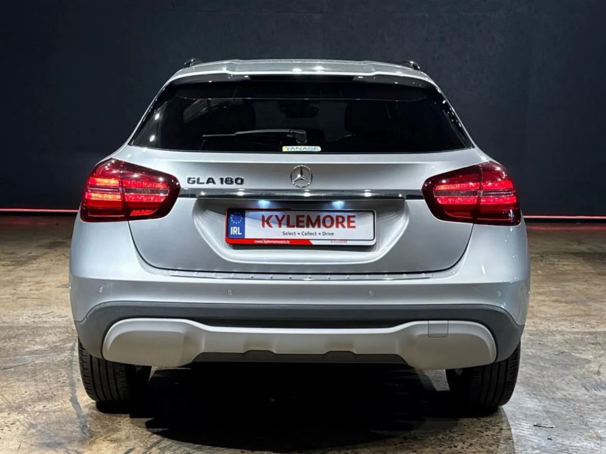 Mercedes-Benz GLA 1.6 AUTOMATIC - HALF BLACK LEATH - Image 4