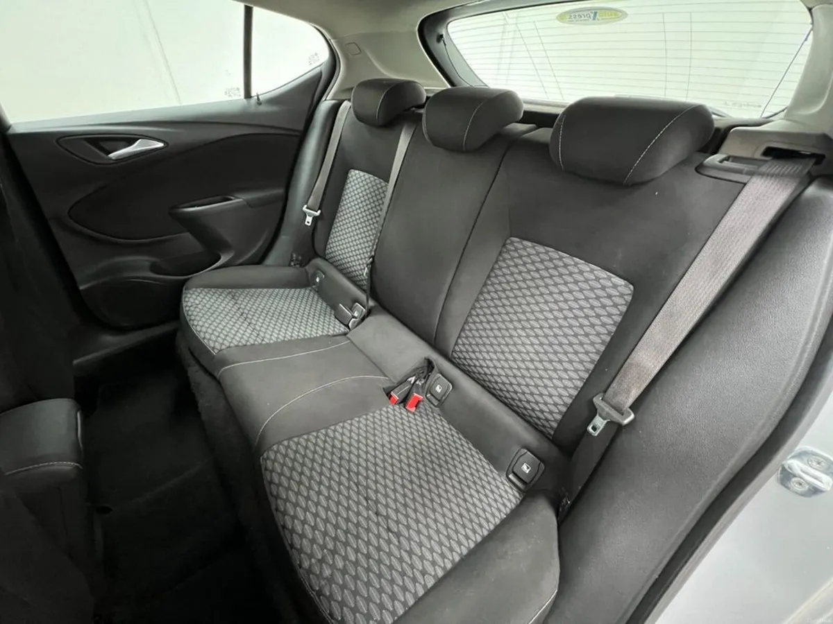 Vauxhall Astra 1.6 Cdti Ecoflex Tech Line - Image 4