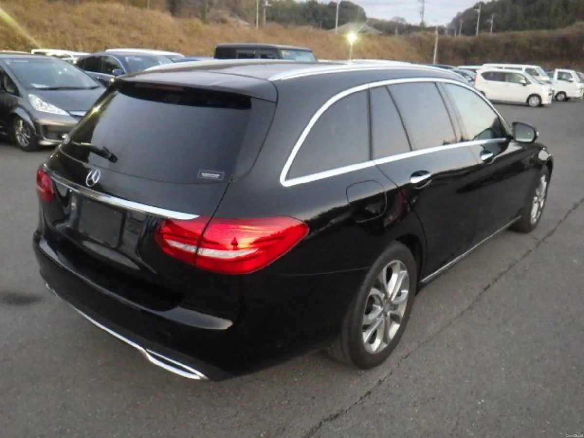 Mercedes-Benz C-Class 1.6 Petrol Auto - Image 2