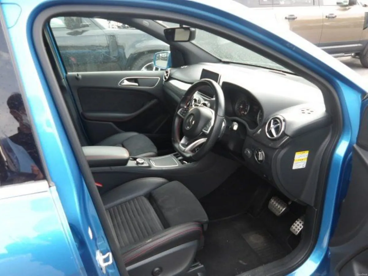Mercedes-Benz B-Class 1.6 Petro Auto - Image 3