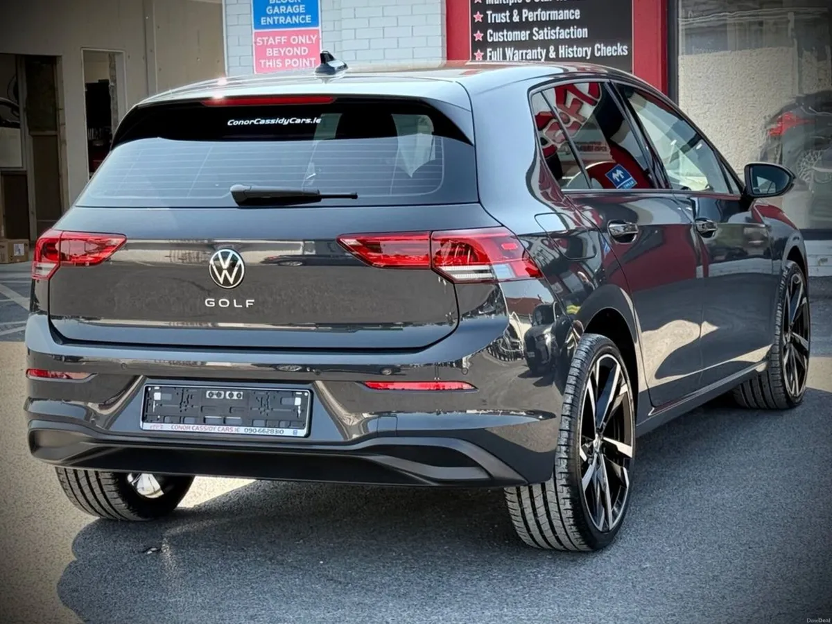 Volkswagen Golf LIFE TDI // KITTED // SAME DAY FIN - Image 6
