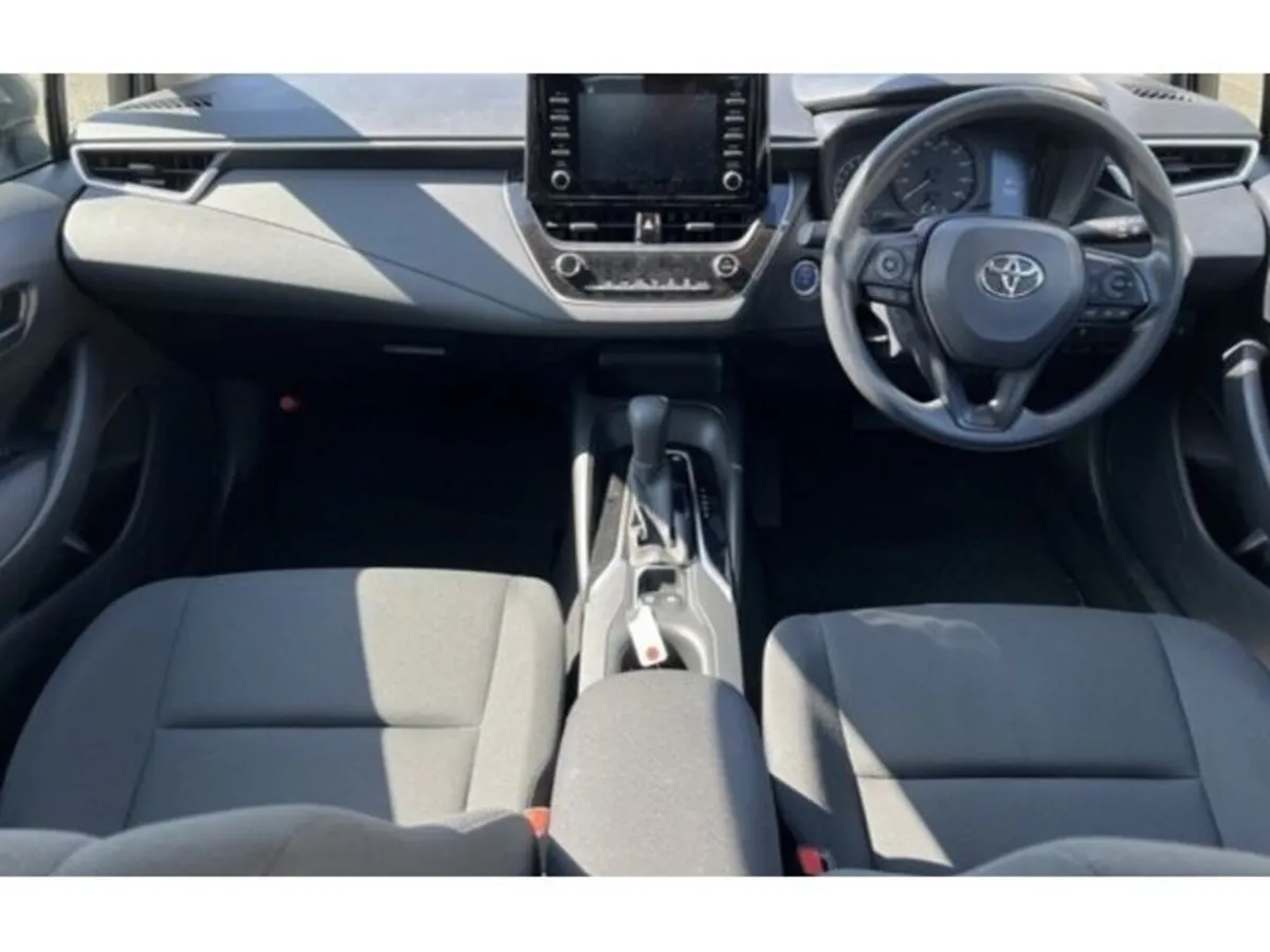 Toyota Corolla Toyota Corolla Hybrid G-X – Modern, - Image 3