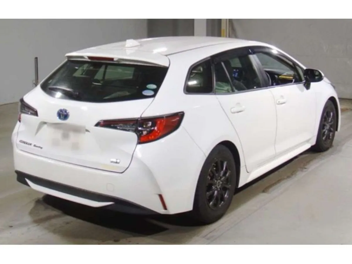 Toyota Corolla Toyota Corolla Touring Hybrid G-X - Image 2