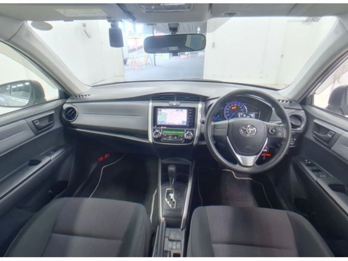 Toyota Corolla 1.5 Corolla Fielder Petrol Hybrid A - Image 5