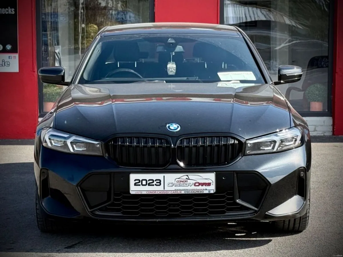 BMW 3-Series 330E M-SPORT // HYBRID PETROL 287 BHP - Image 2