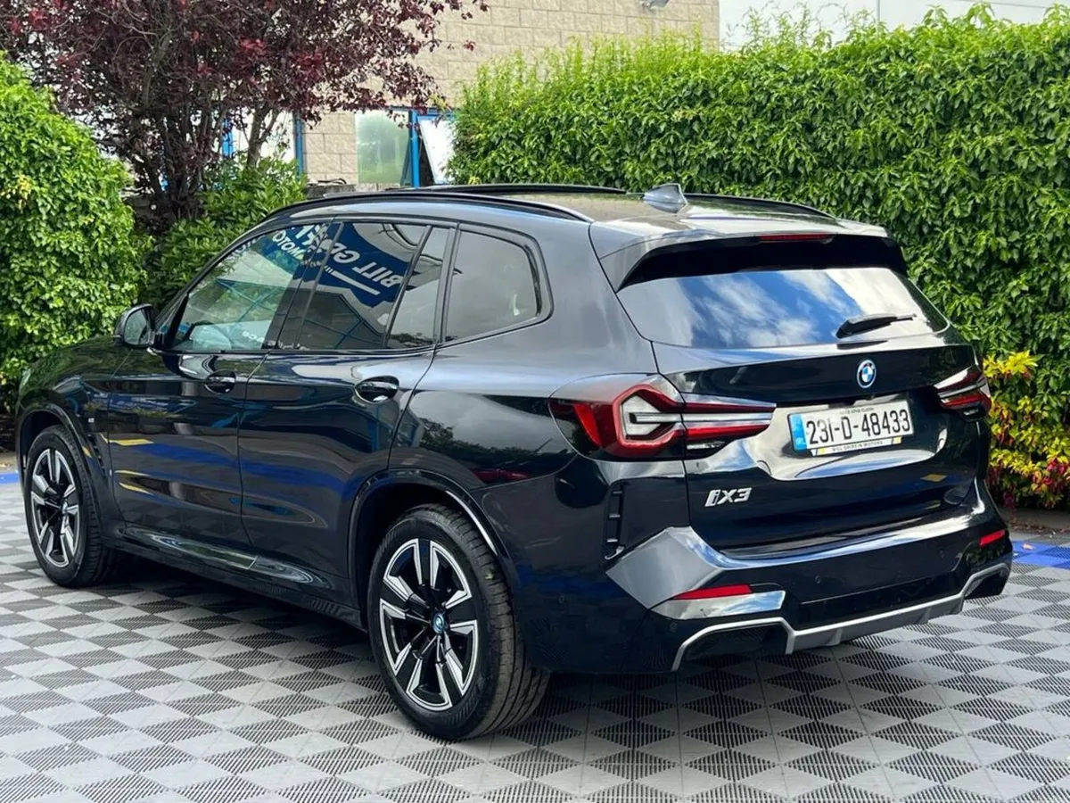 BMW iX3 M-SPORT 80KWH // TILT & SLIDE PAN ROOF // - Image 6