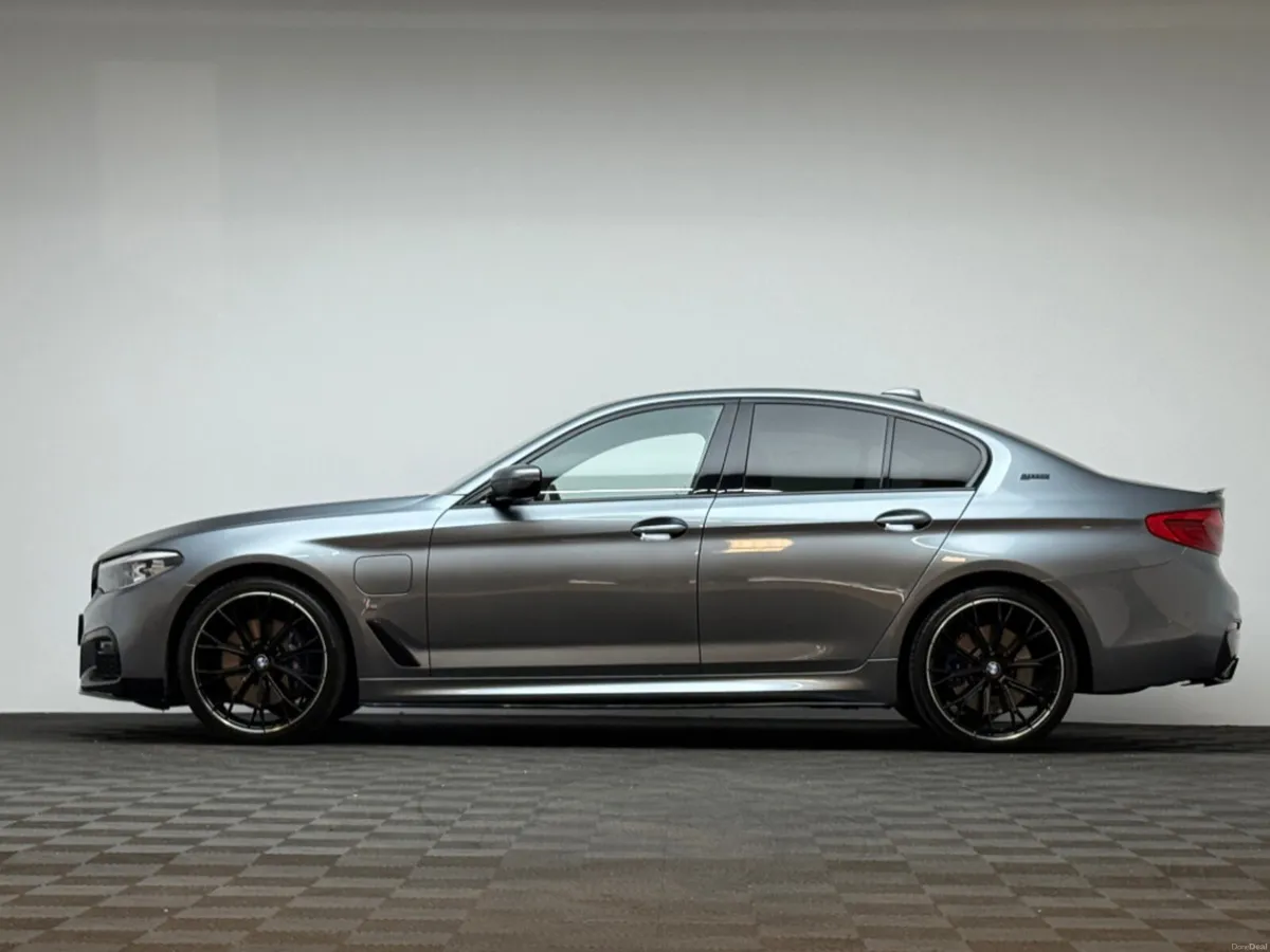 BMW 5-Series 530E M SPORT TECH PACK - Image 4