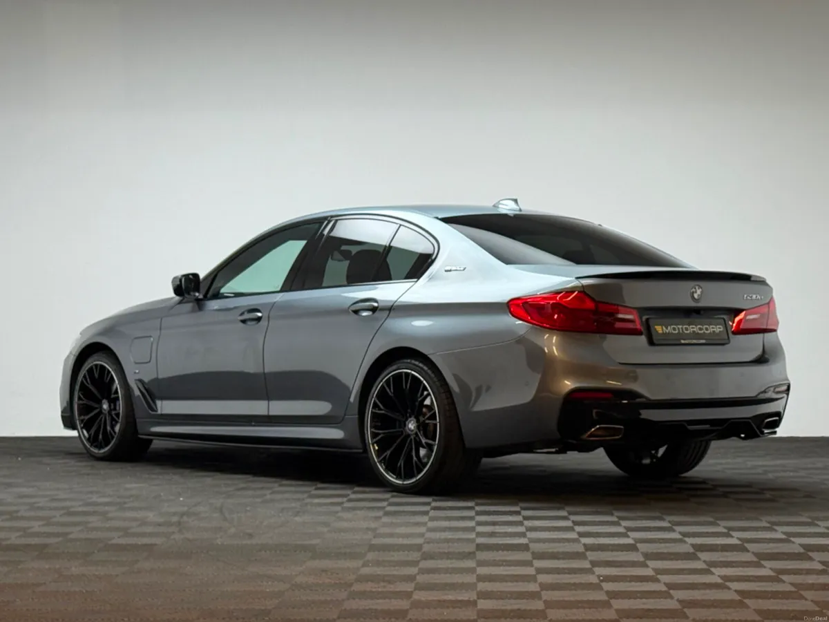 BMW 5-Series 530E M SPORT TECH PACK - Image 5