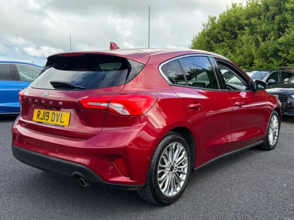 Ford Focus TITANIUM X TDCI - Image 5